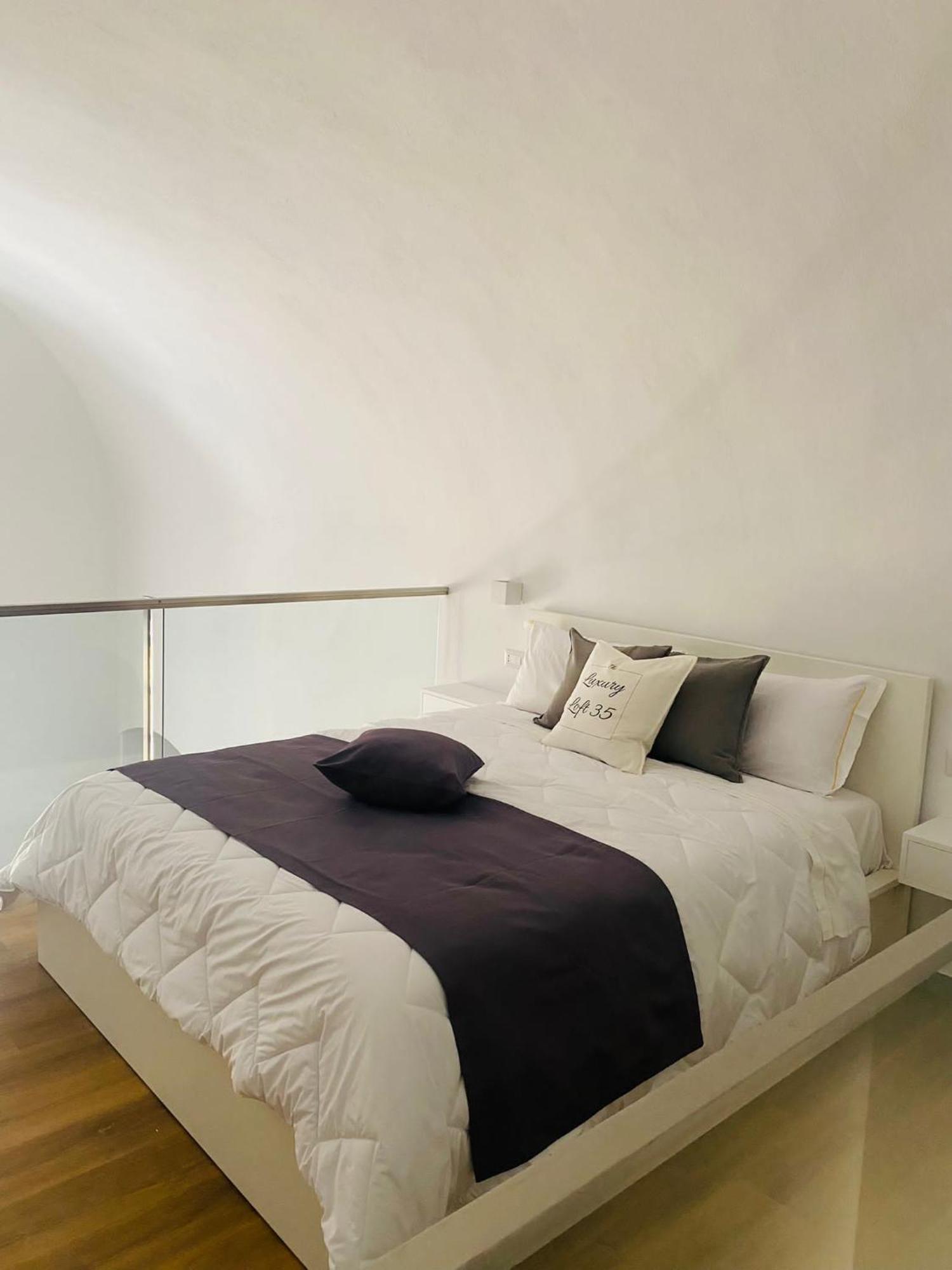 Luxury Loft 35 Hotel Cagliari Luaran gambar